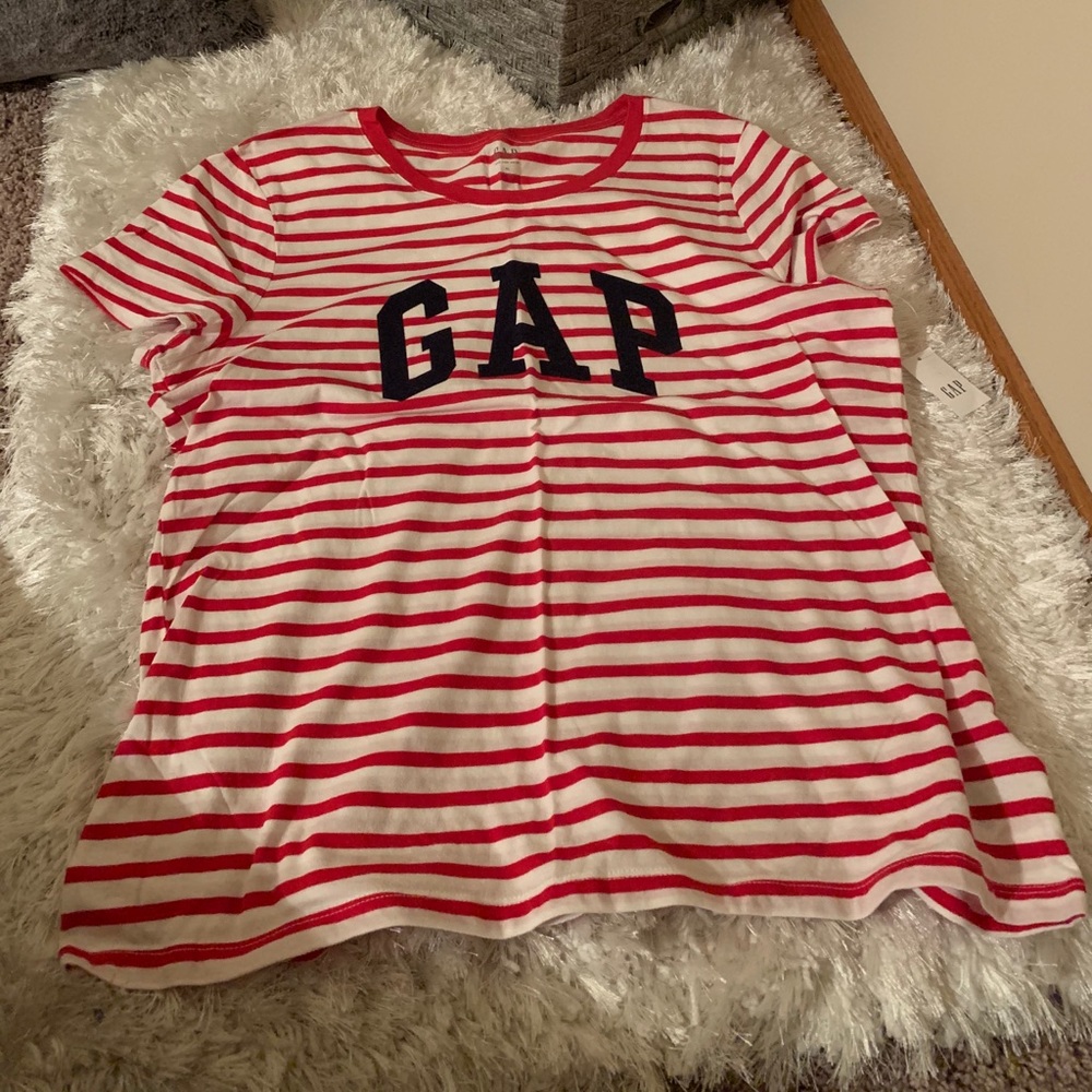 Gap Tee shirt